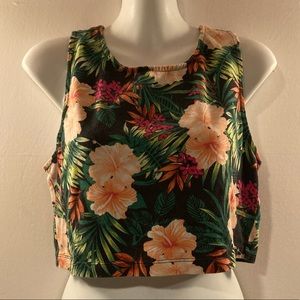 Forever 21 Large L tropical floral print crop top
